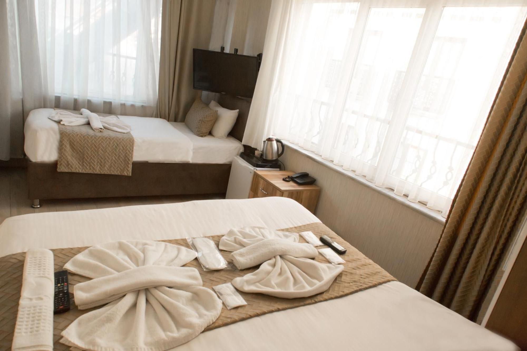 Honey Hotel Istanboel Buitenkant foto