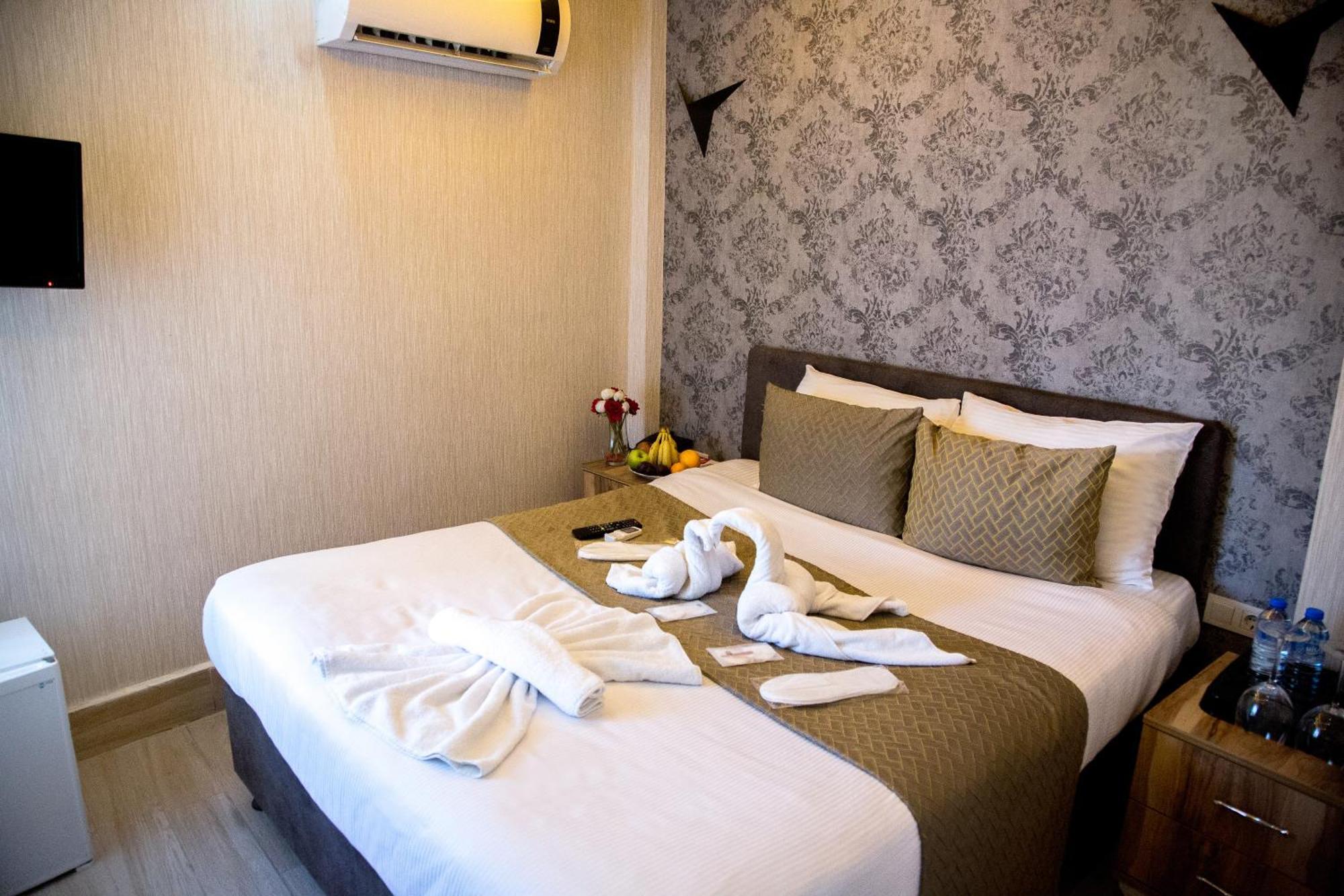 Honey Hotel Istanboel Buitenkant foto