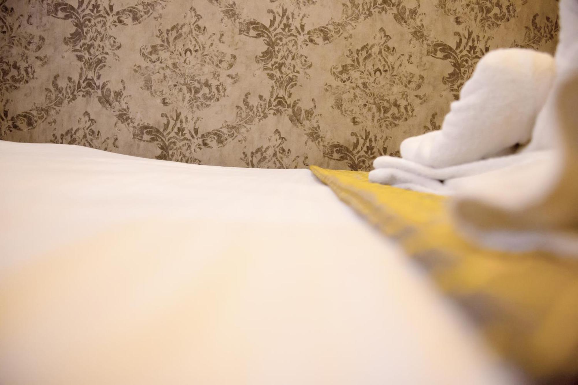 Honey Hotel Istanboel Buitenkant foto